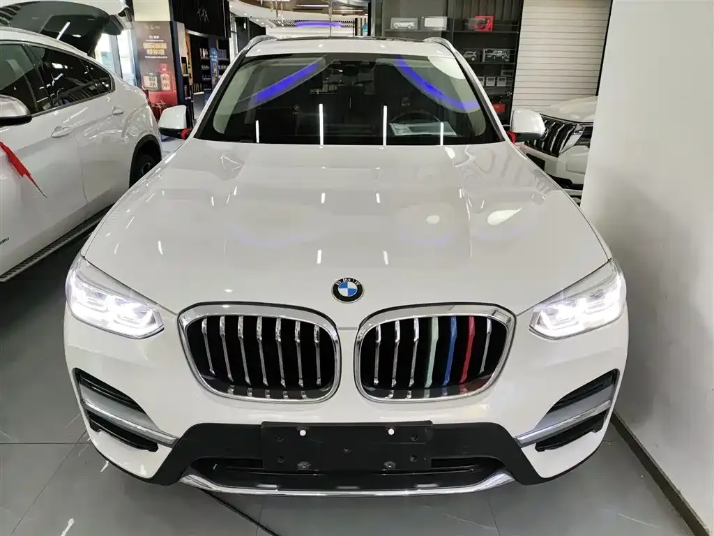 BMW X3 — фото 3