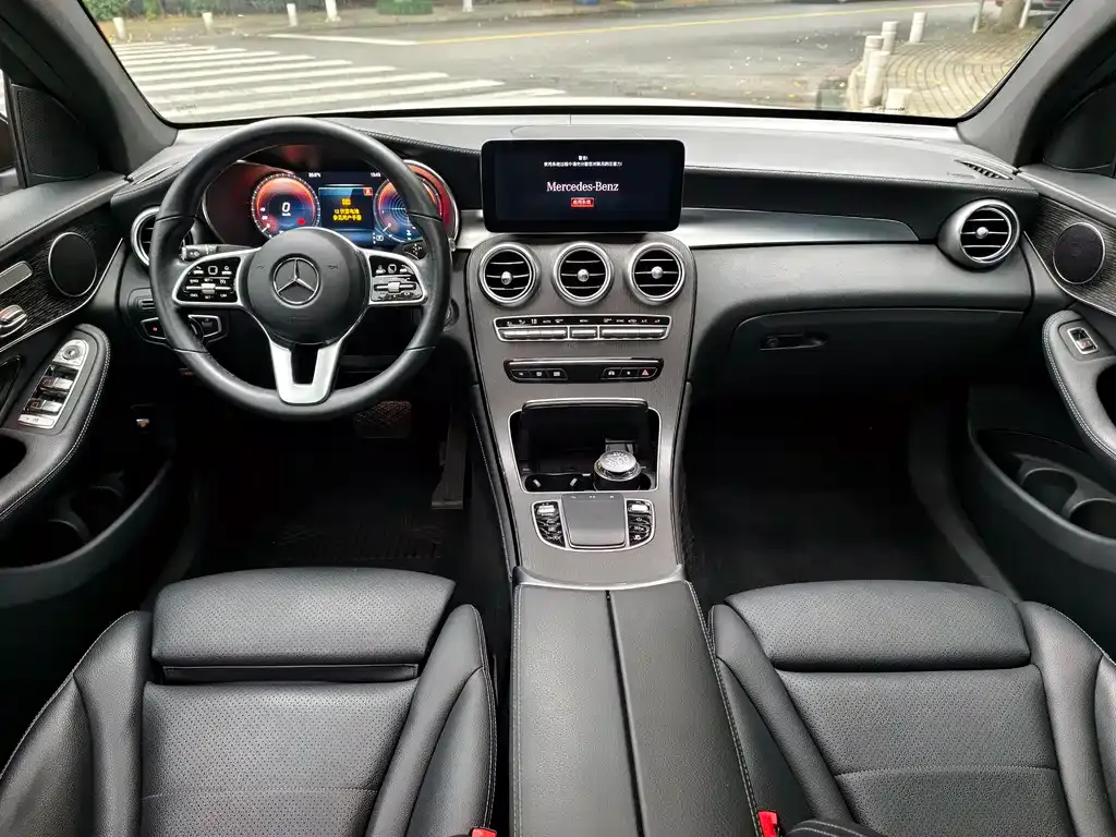 Mercedes-Benz GLC Coupe — фото 10