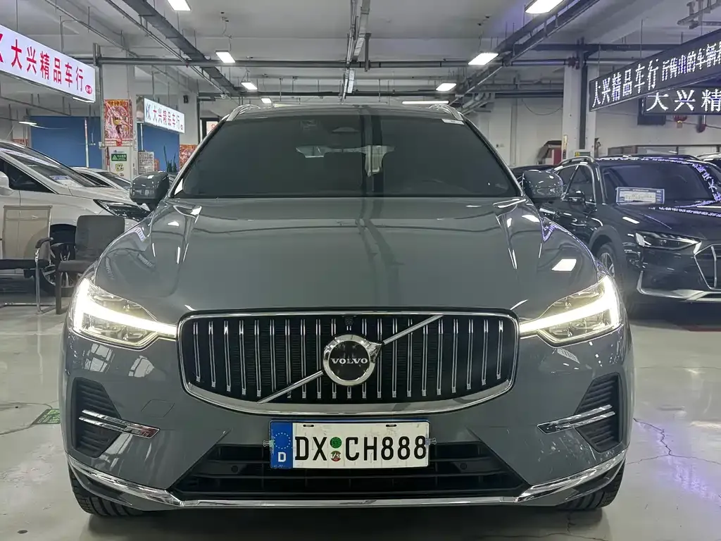 Volvo XC60 — фото 2