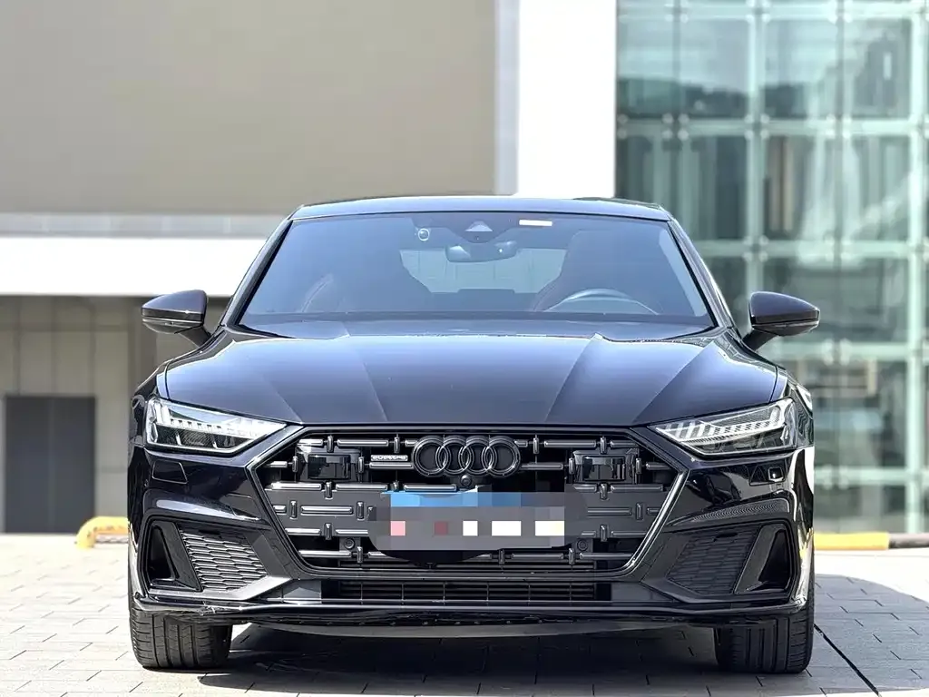 Audi A7L — фото 5