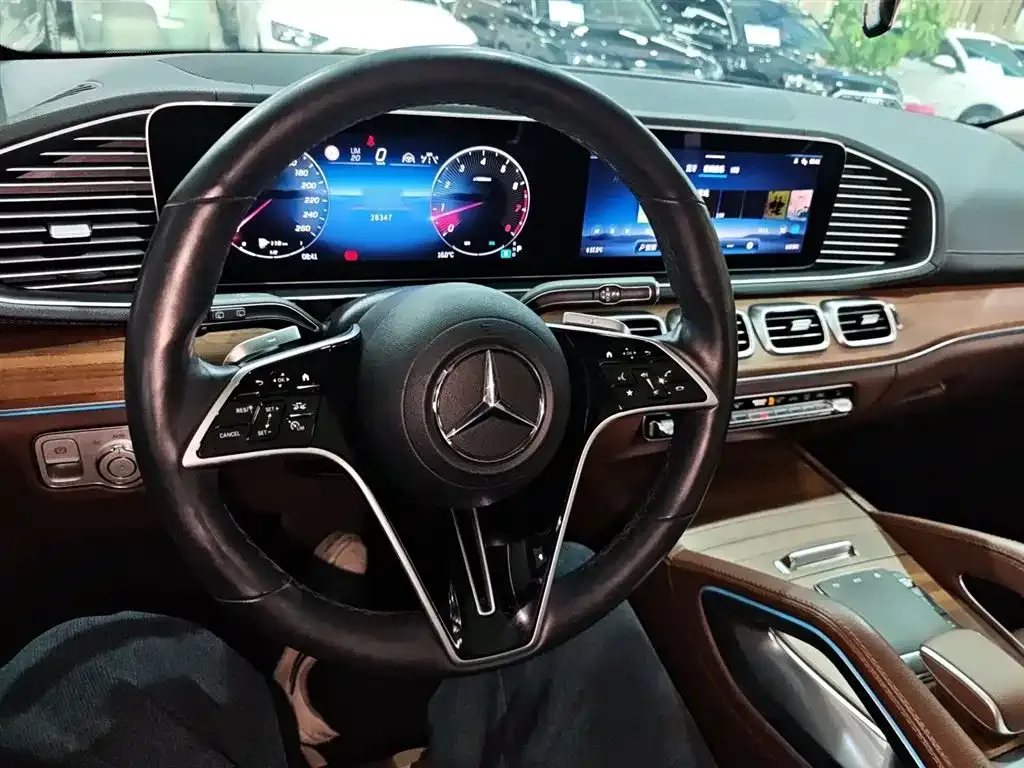 Mercedes-Benz GLE — фото 10