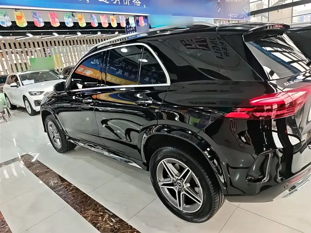 Mercedes-Benz GLE — фото 5