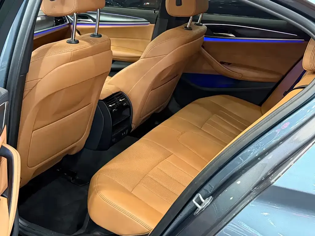 BMW 5 Series (Import) — фото 6