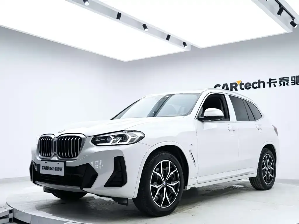 BMW X3 — фото 9