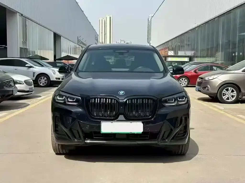 BMW iX3 — фото 2