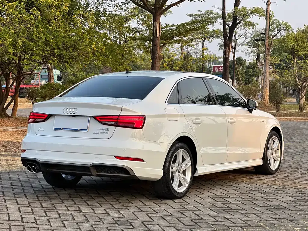 Audi A3 — фото 10