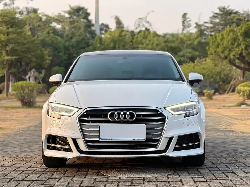 Audi A3 — фото 2