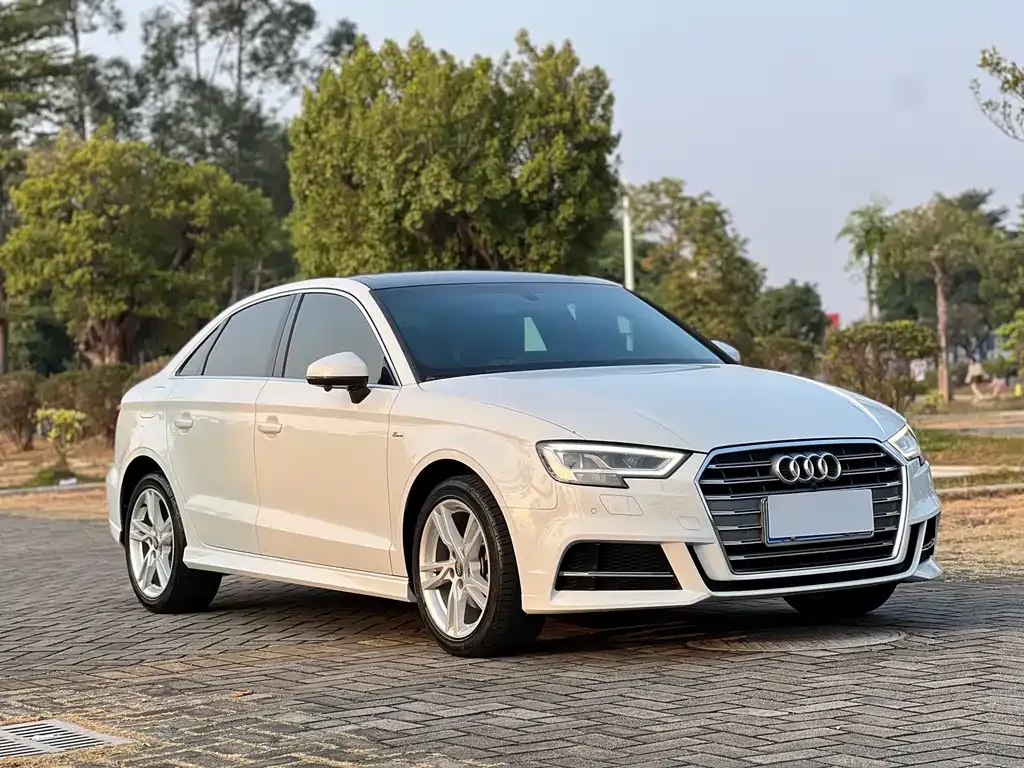 Audi A3 — фото 3