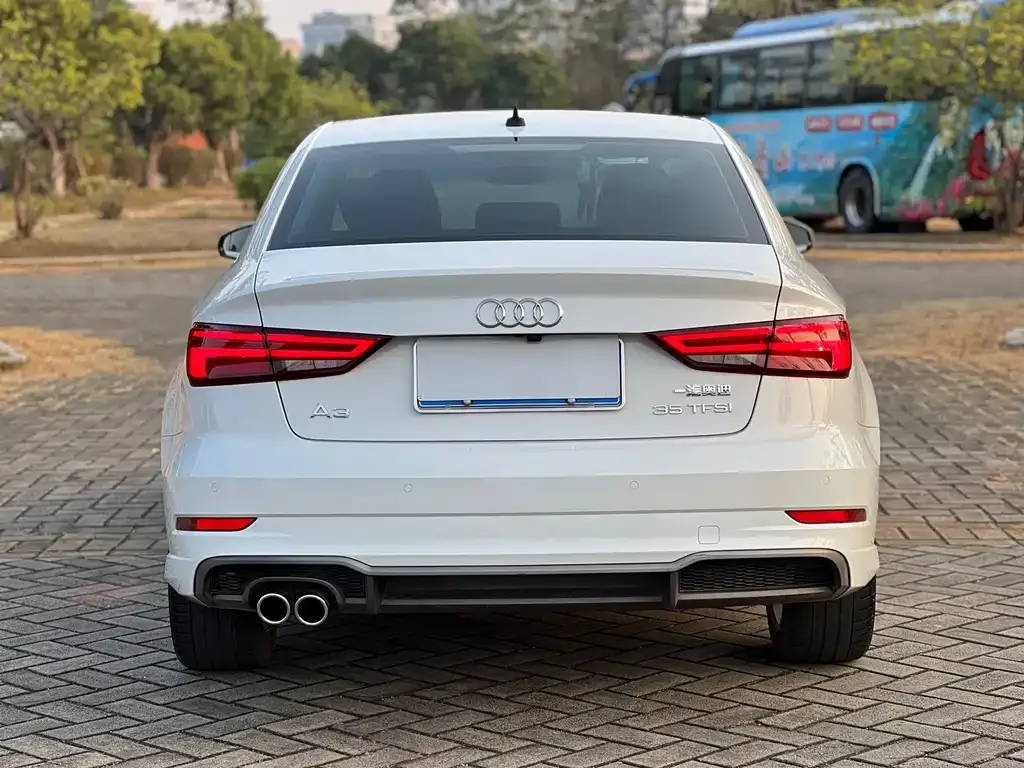 Audi A3 — фото 8