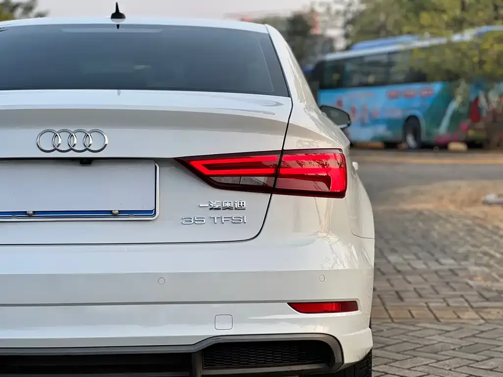 Audi A3 — фото 9
