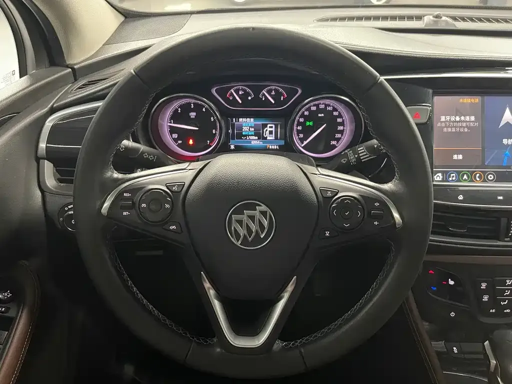 Buick Envision Plus — фото 8