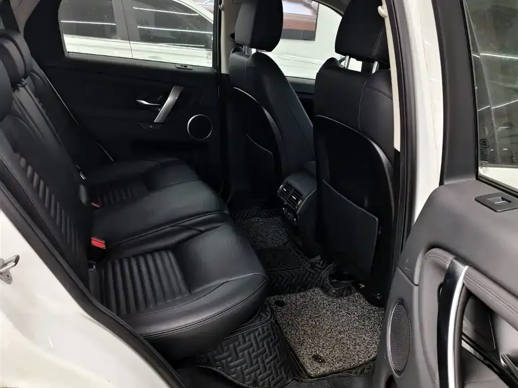 Land Rover Discovery Sport — фото 8