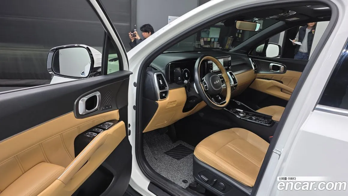 Kia Sorento — фото 10