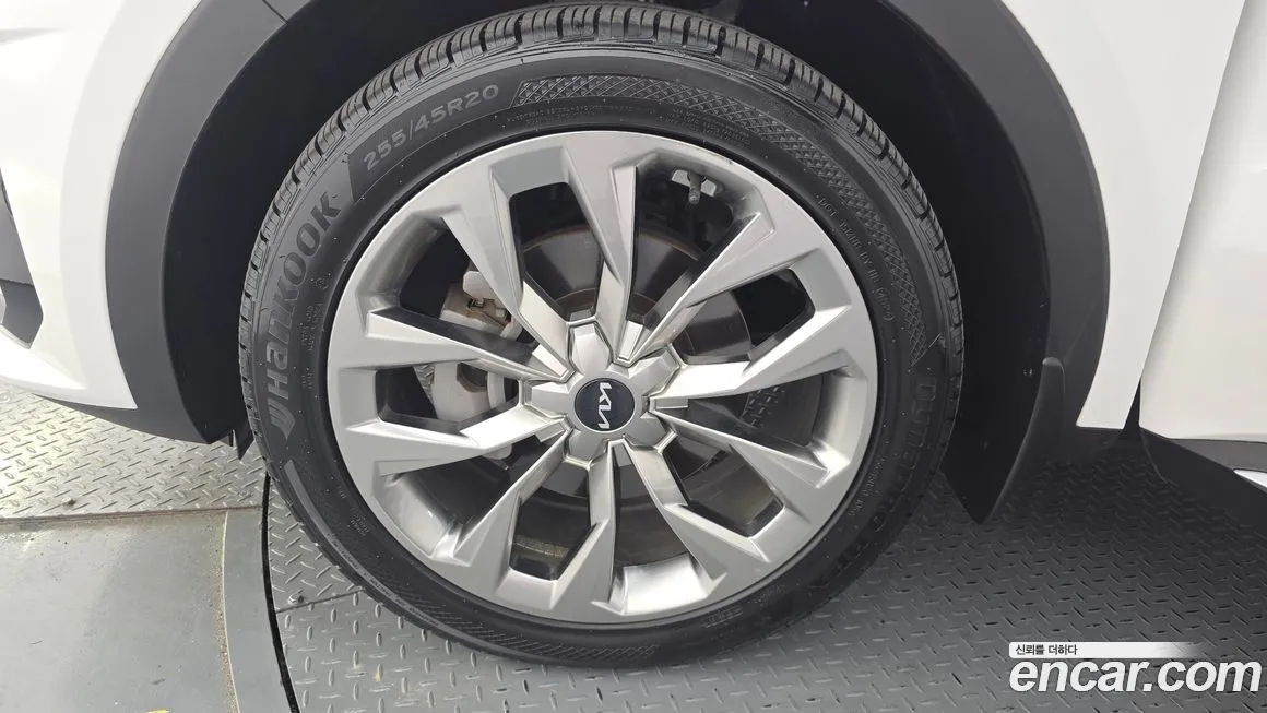 Kia Sorento — фото 5