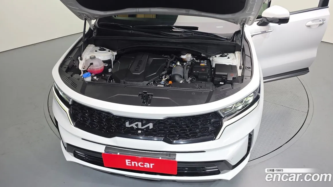 Kia Sorento — фото 6