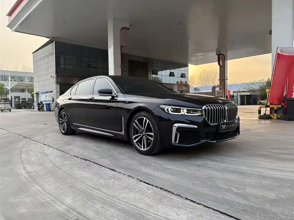 BMW 7 Series — фото 4