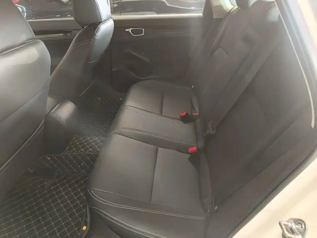 Honda Civic — фото 5