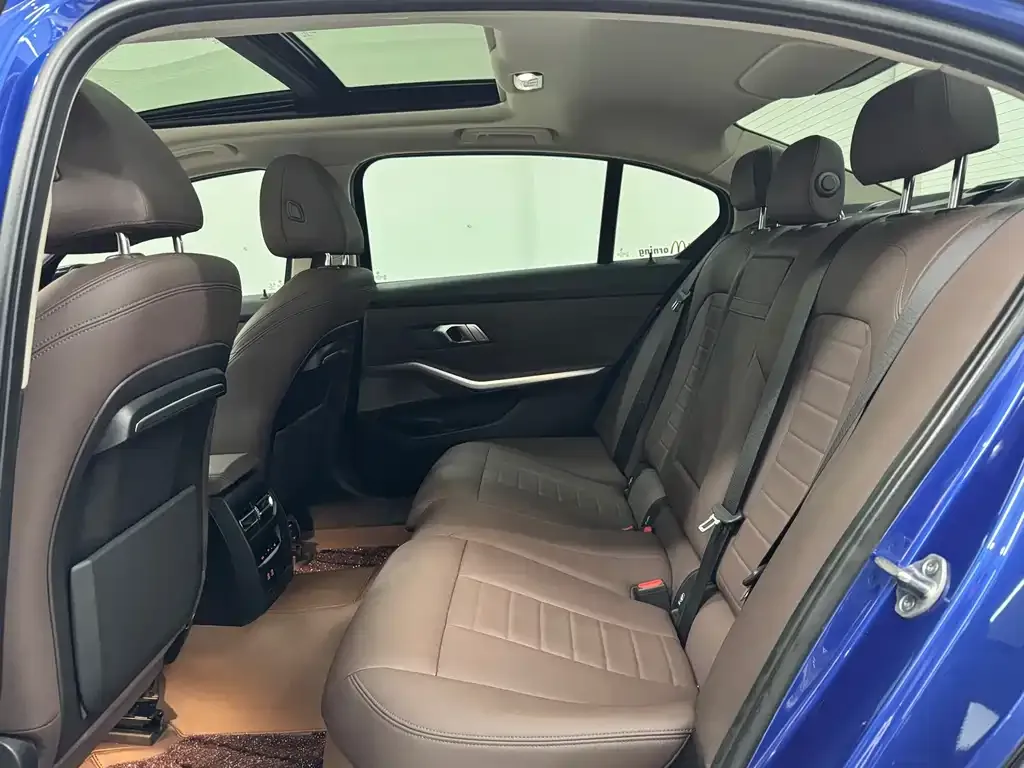 BMW 3 Series — фото 10