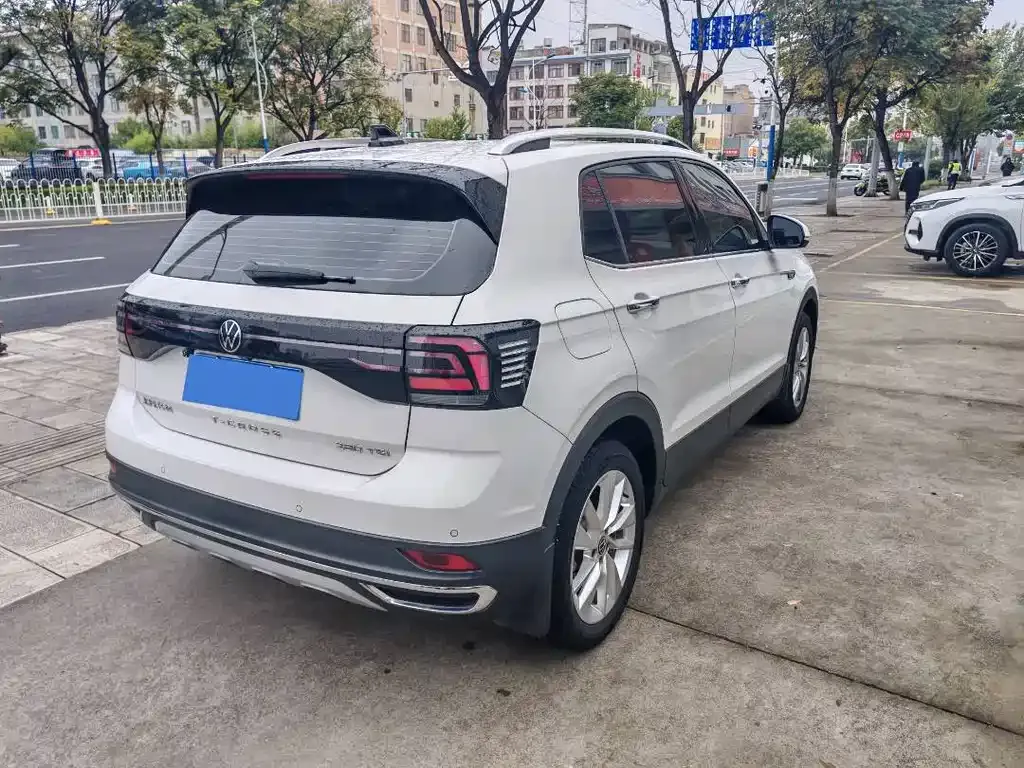 Volkswagen T-Cross — фото 6