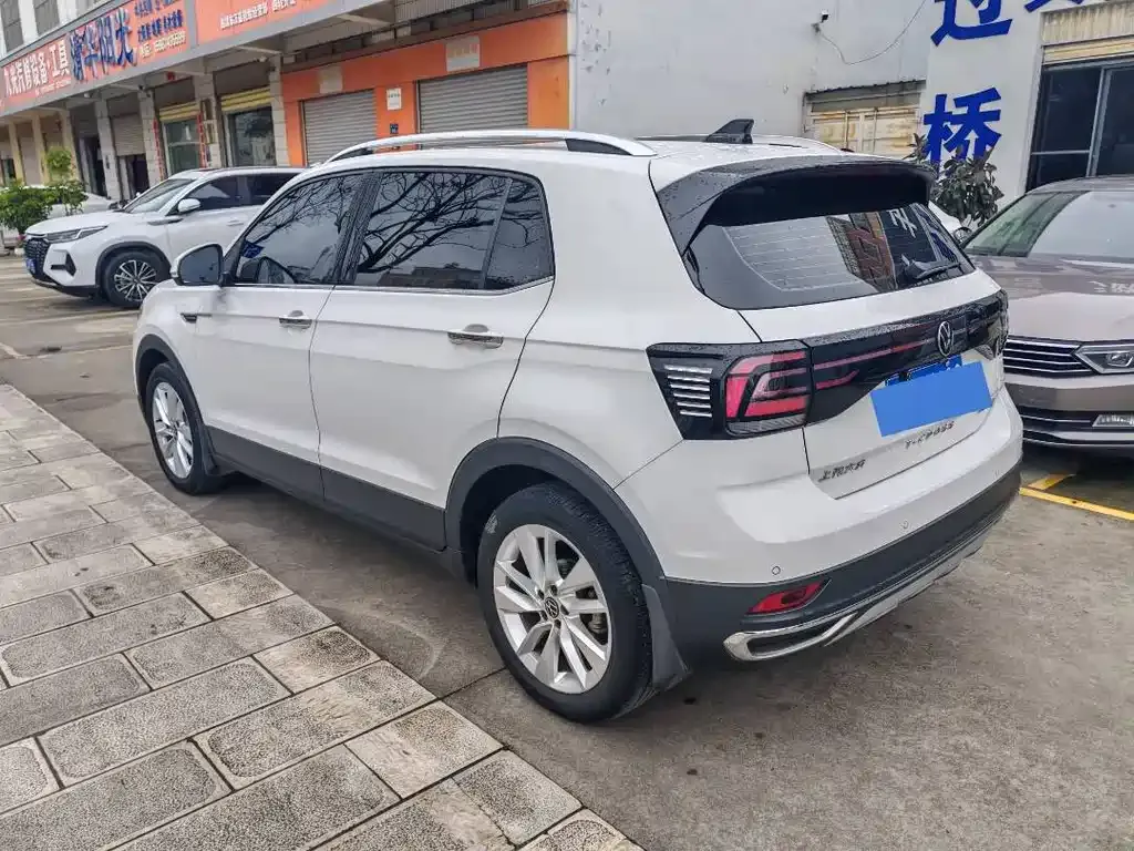Volkswagen T-Cross — фото 7