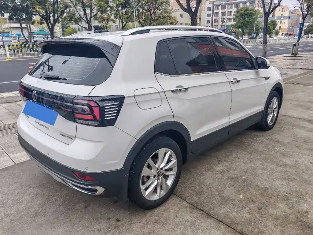 Volkswagen T-Cross — фото 8