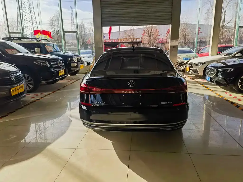Volkswagen Passat — фото 5