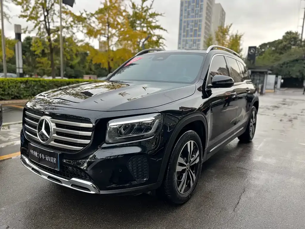 Mercedes-Benz GLB — фото 2