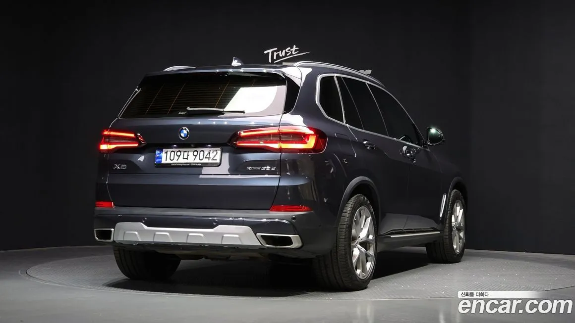 BMW X5 — фото 2