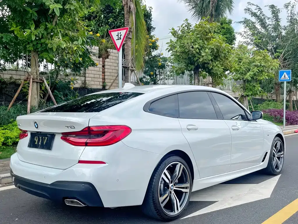 BMW 6 Series GT — фото 7