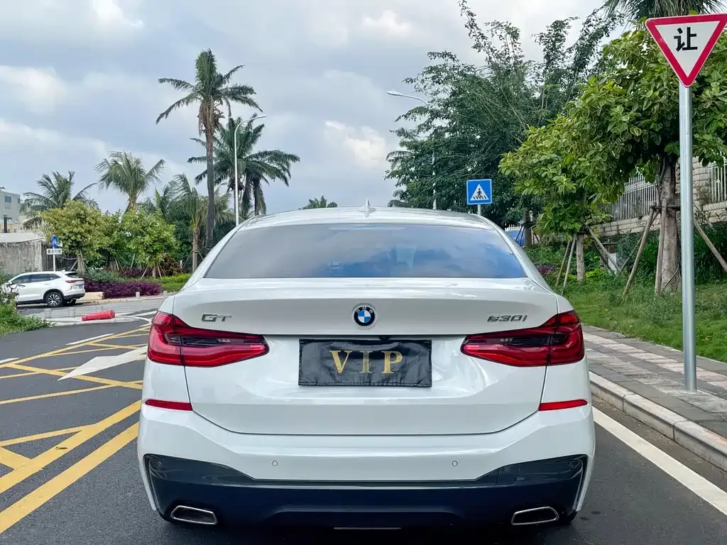 BMW 6 Series GT — фото 8