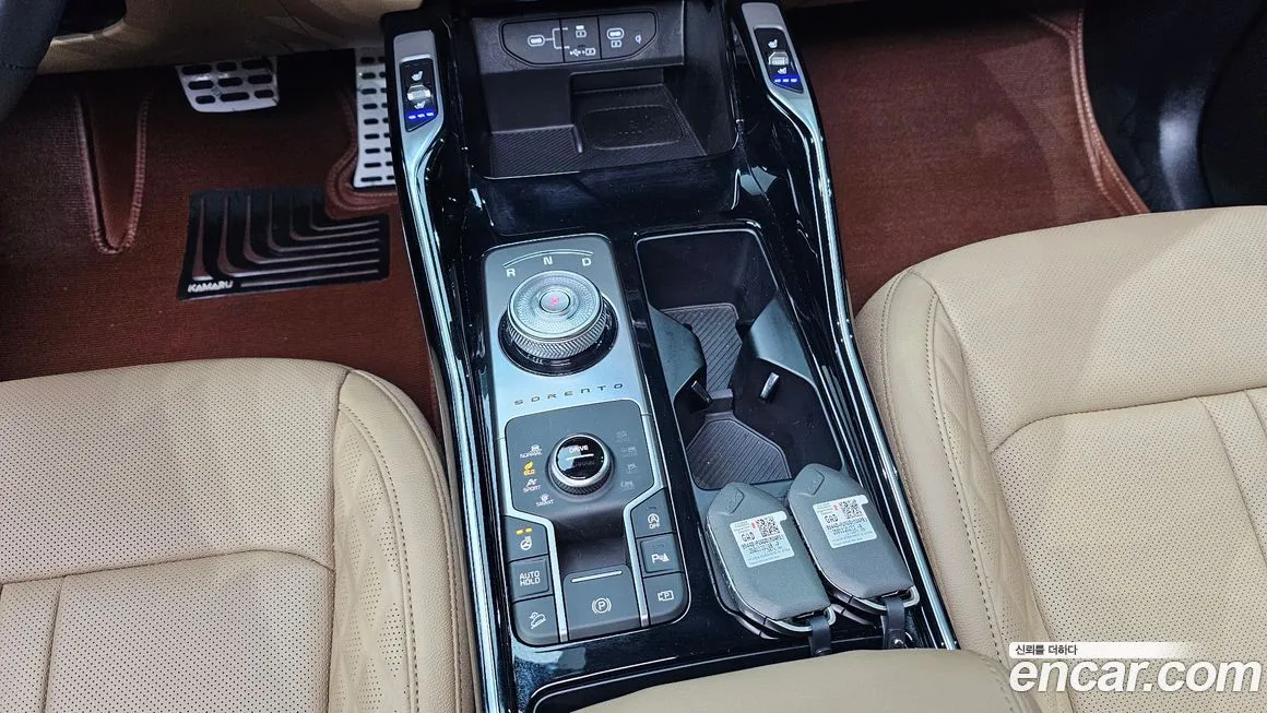 Kia Sorento — фото 9