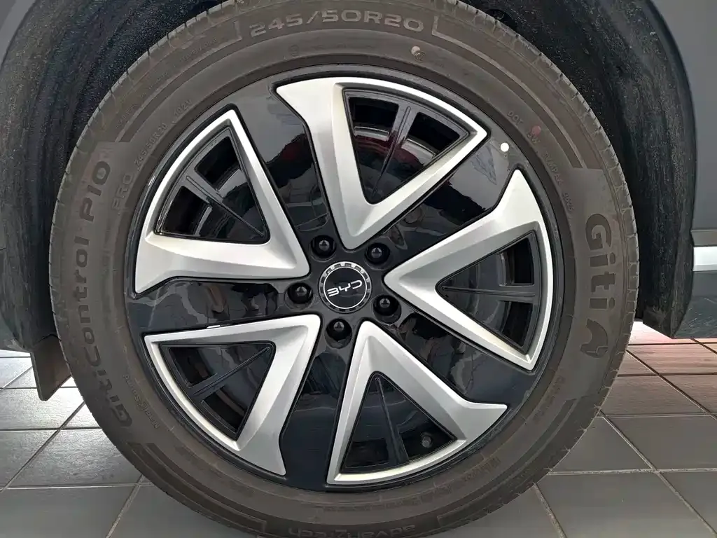 BYD Hiace 07 DM-i — фото 6