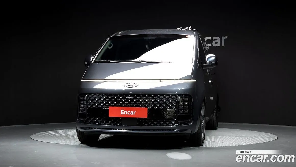 Hyundai Staria — фото 3