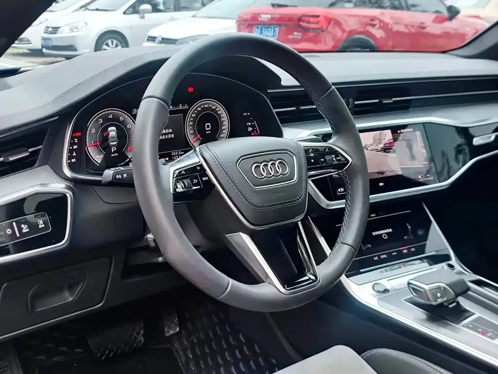 Audi A6L — фото 6