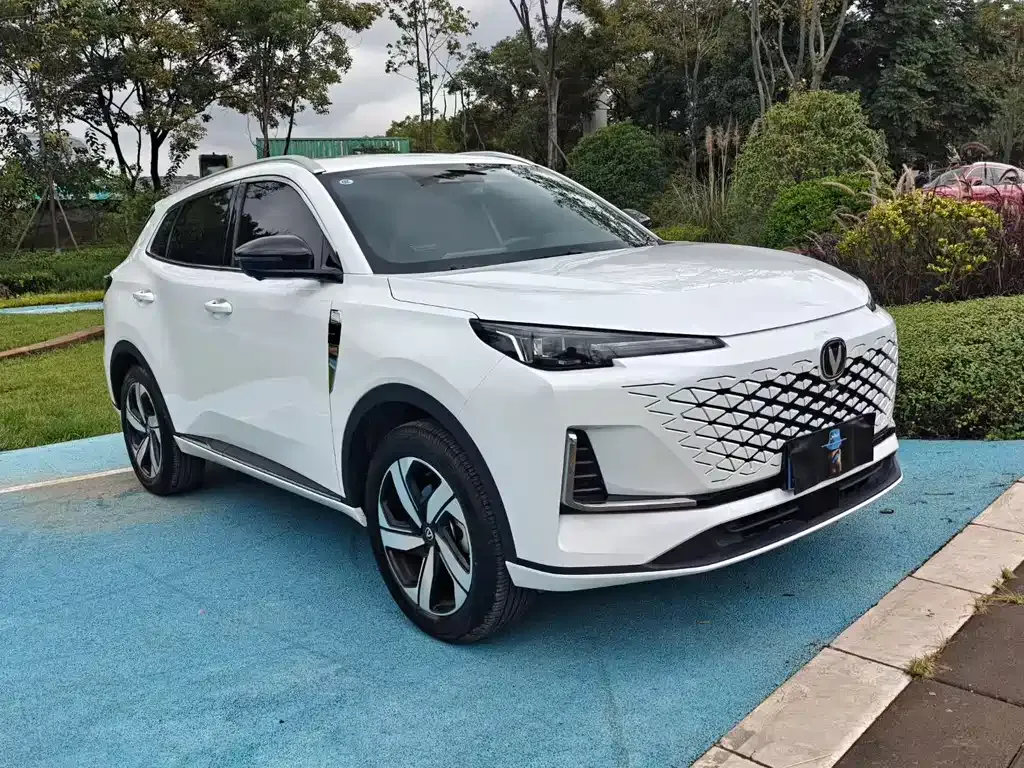 Changan CS55PLUS — фото 3