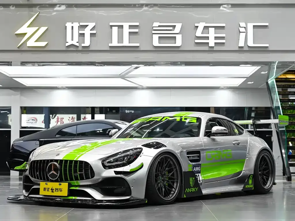 Mercedes-Benz AMG GT — фото 1