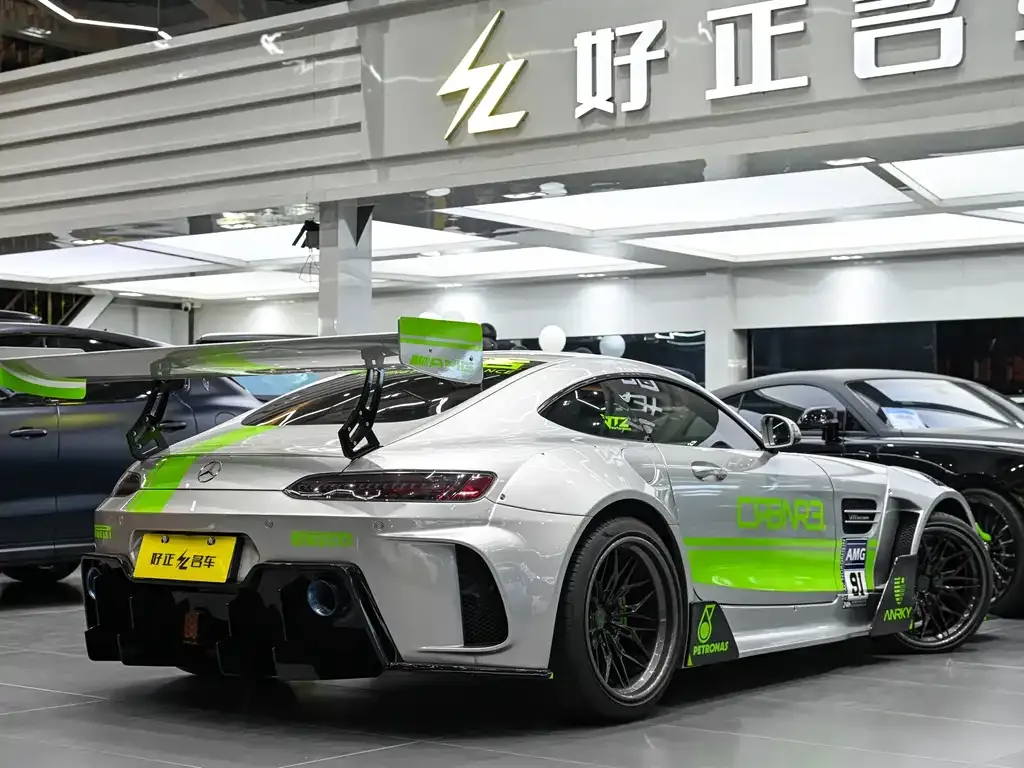 Mercedes-Benz AMG GT — фото 8