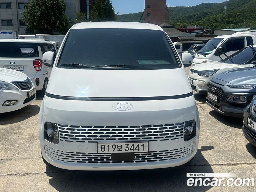 Hyundai Staria — фото 2