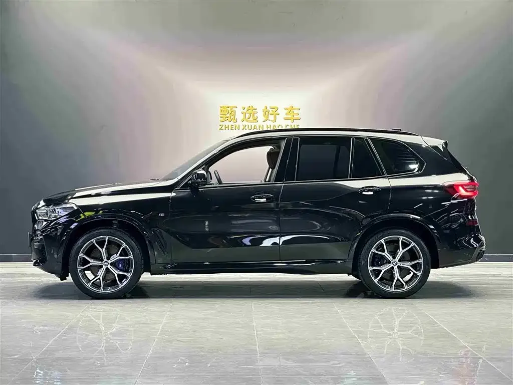 BMW X5 (Import) — фото 3