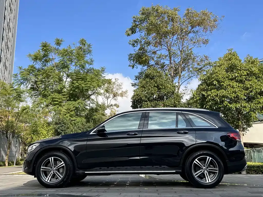 Mercedes-Benz GLC — фото 10