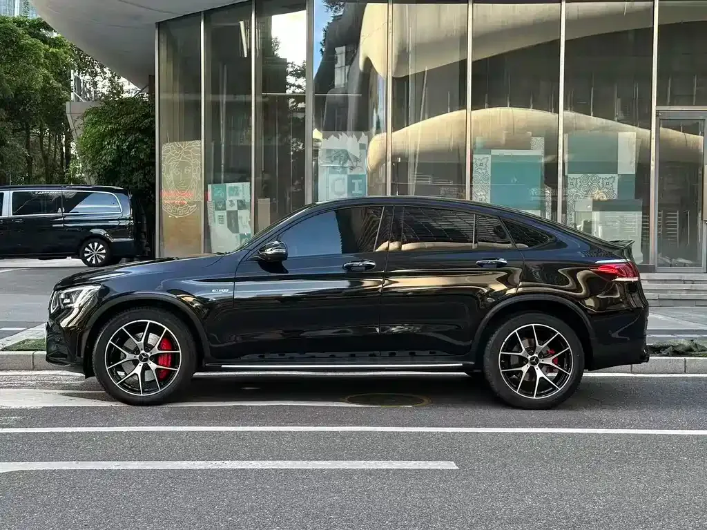 Mercedes-Benz GLC AMG — фото 3