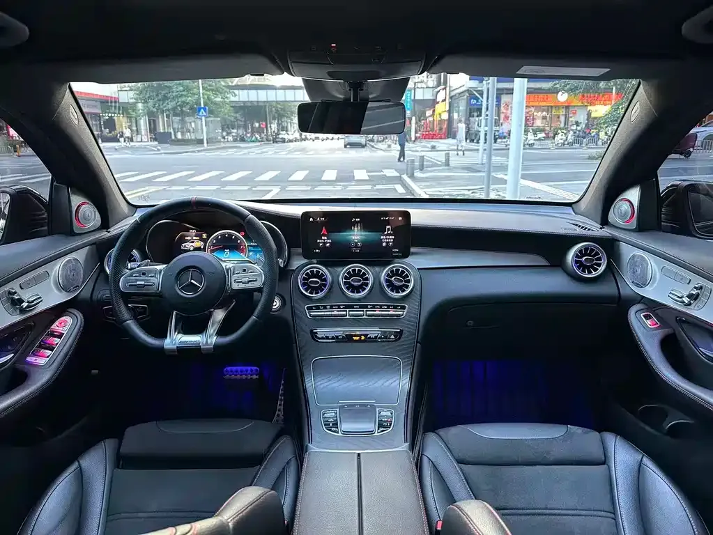 Mercedes-Benz GLC AMG — фото 4