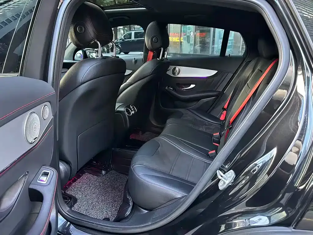 Mercedes-Benz GLC AMG — фото 9
