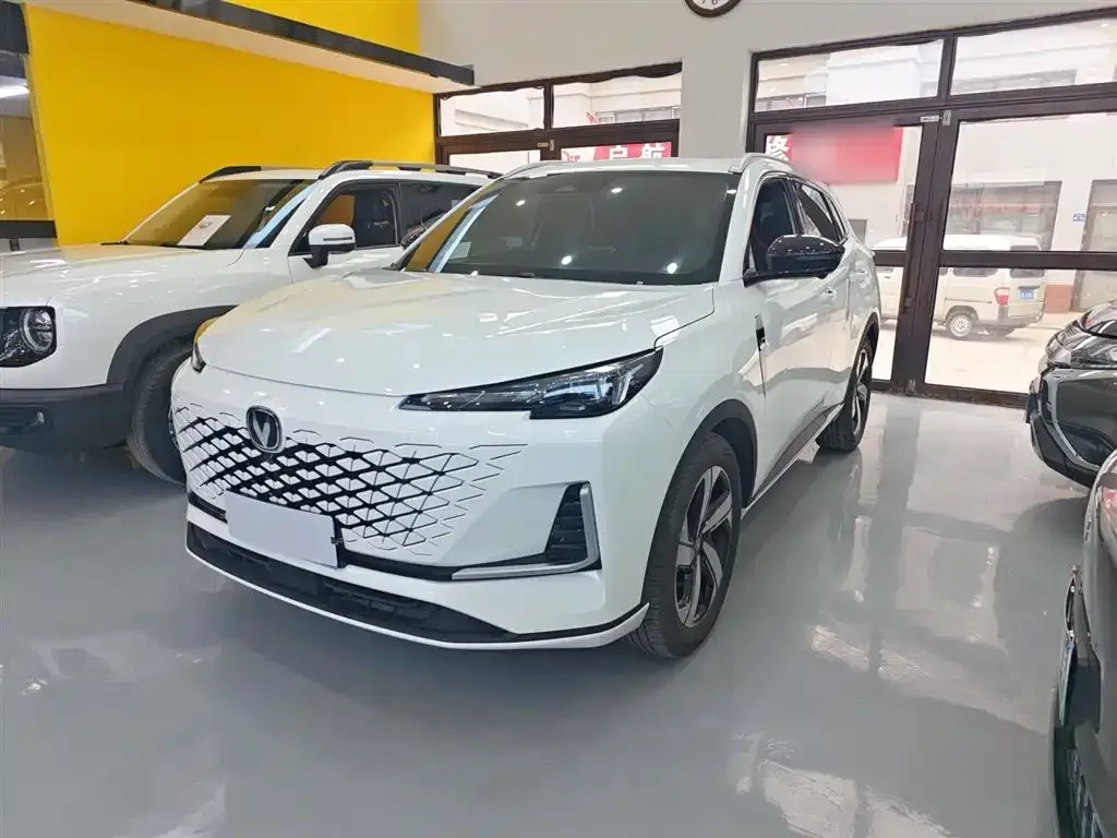 Changan CS55PLUS — фото 1