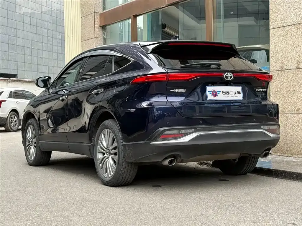 Toyota Harrier — фото 5
