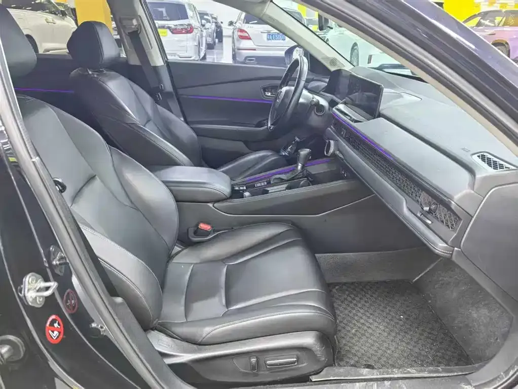 Honda Accord — фото 5