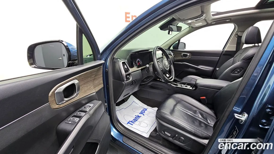 Kia Sorento — фото 10