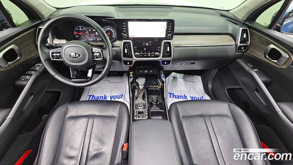 Kia Sorento — фото 7