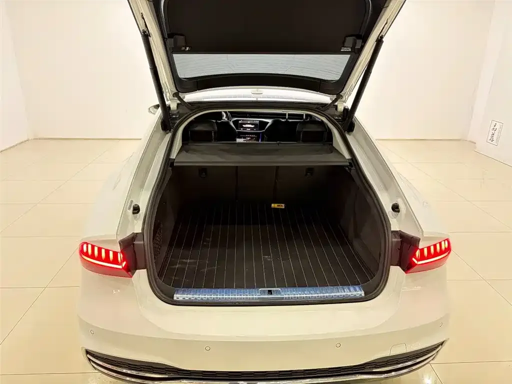 Audi A7 — фото 6