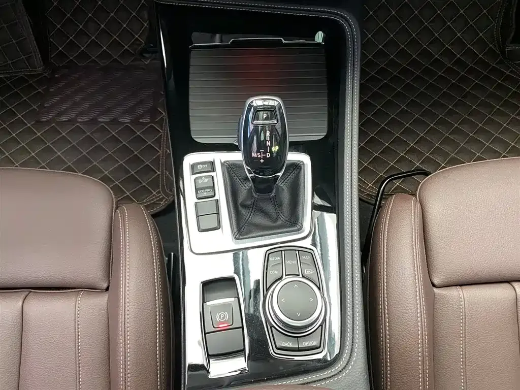 BMW 1 Series — фото 10